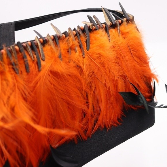 Halloween Black & Orange Feathered Handbag Novelty Bag - Picture 6 of 13